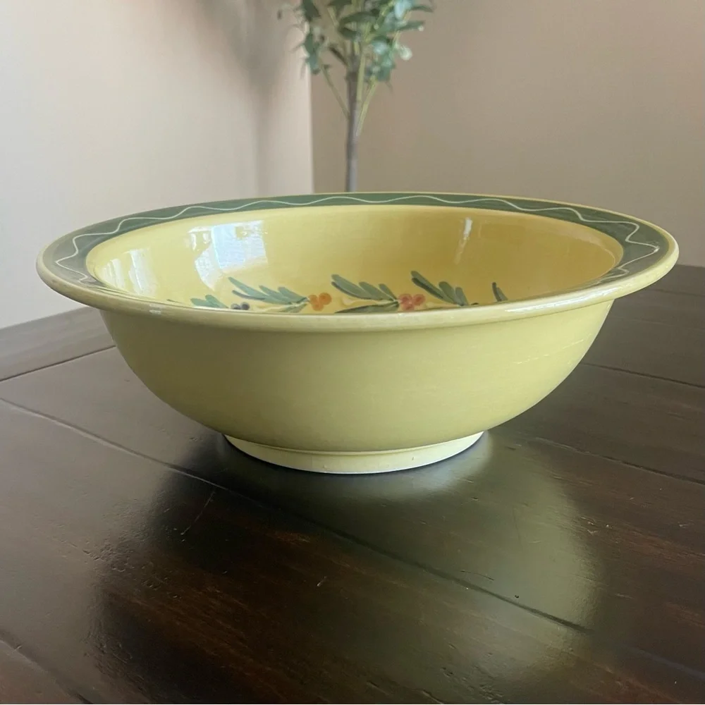 Williams Sonoma Handcrafted Yellow and Green Ceramic Bowl Set